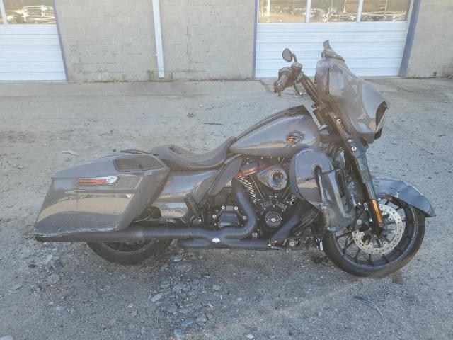 HARLEY-DAVIDSON FLHXSE CVO