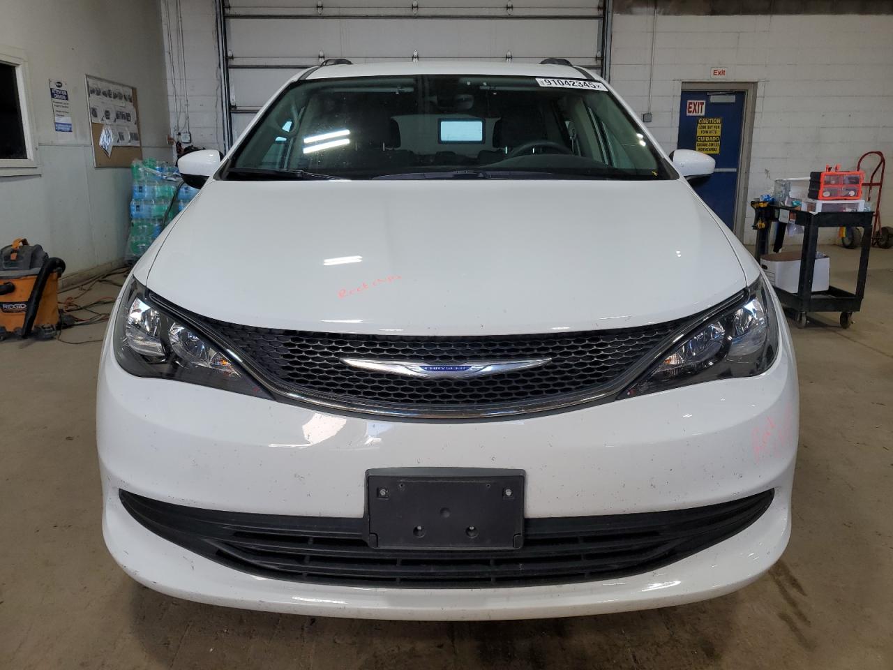 CHRYSLER PACIFICA TOURING