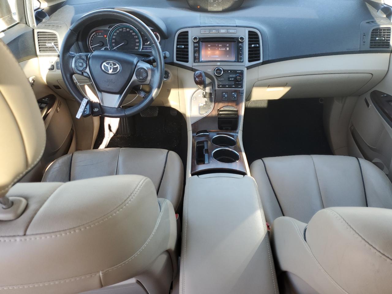 TOYOTA VENZA LE