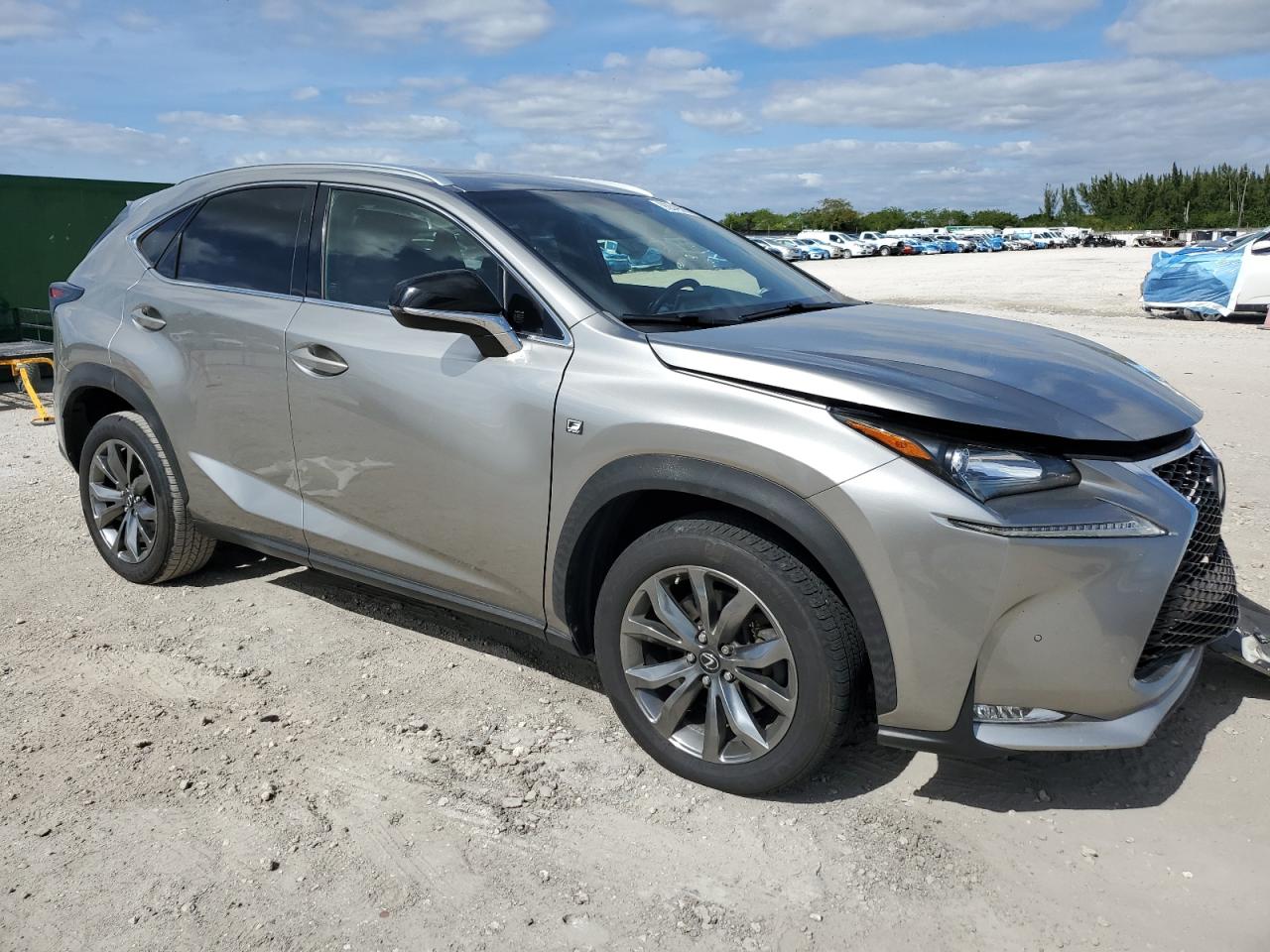LEXUS NX 200T BASE