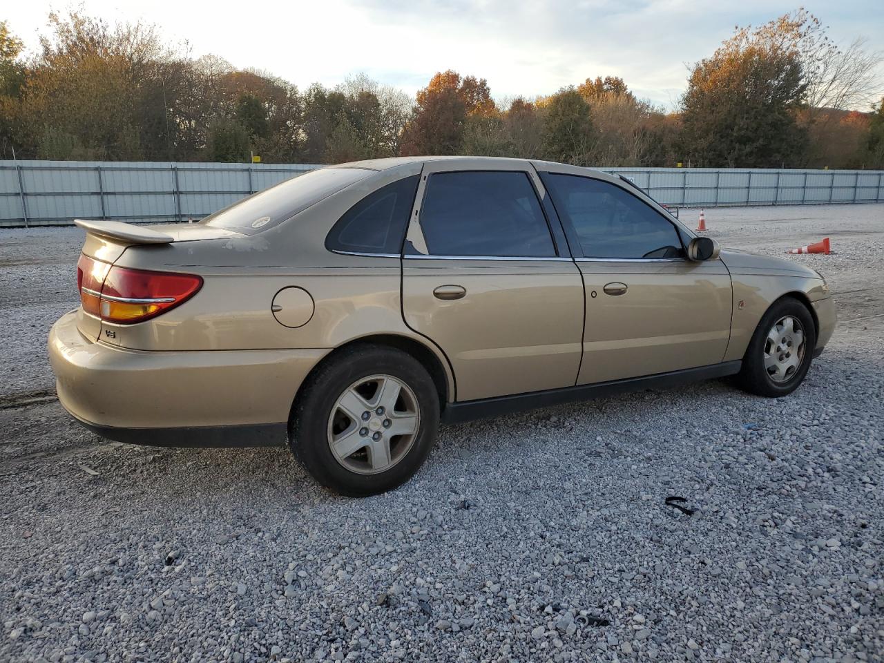 Lot #3297132524 2001 SATURN L300