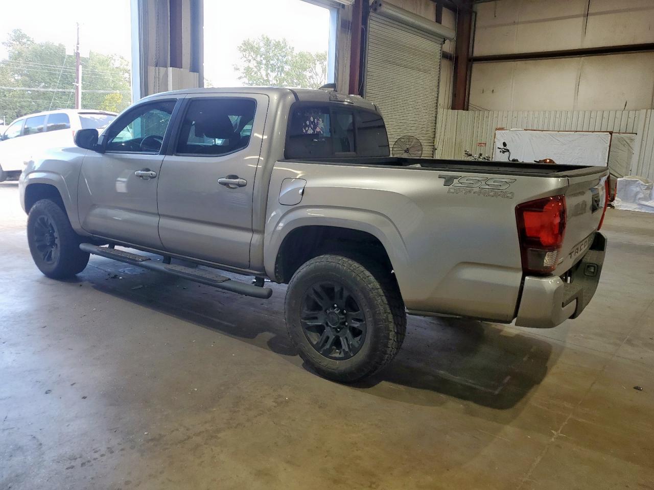 TOYOTA TACOMA DOUBLE CAB