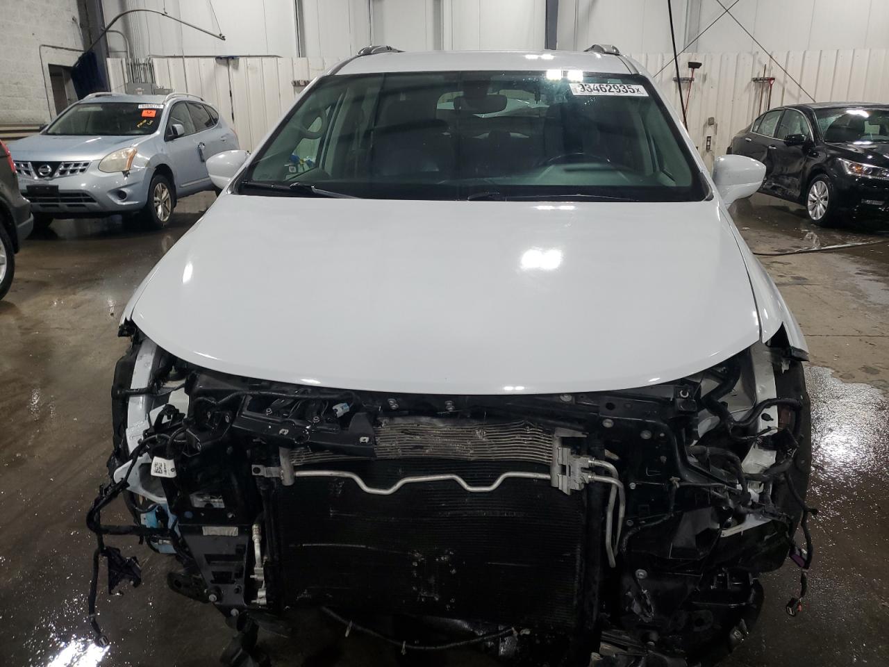 CHRYSLER PACIFICA TOURING L