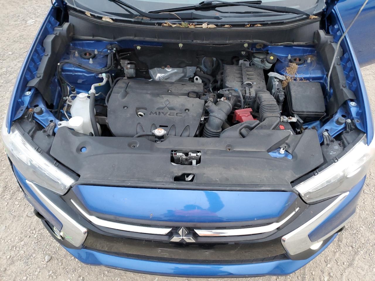 MITSUBISHI OUTLANDER ES