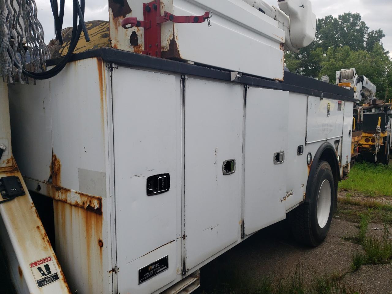 Lot #3315916084 2011 FORD F750 SUPER