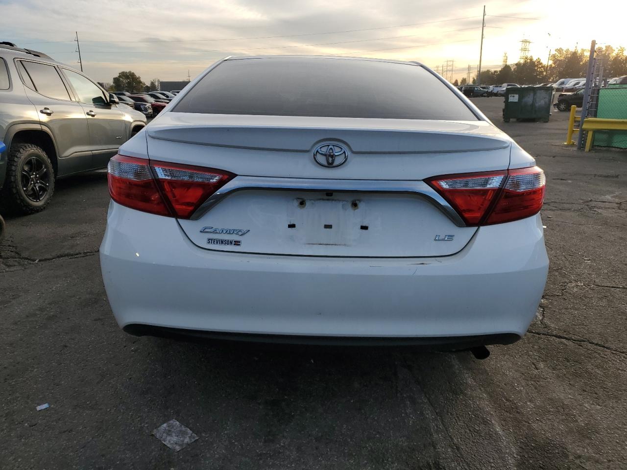 TOYOTA CAMRY LE