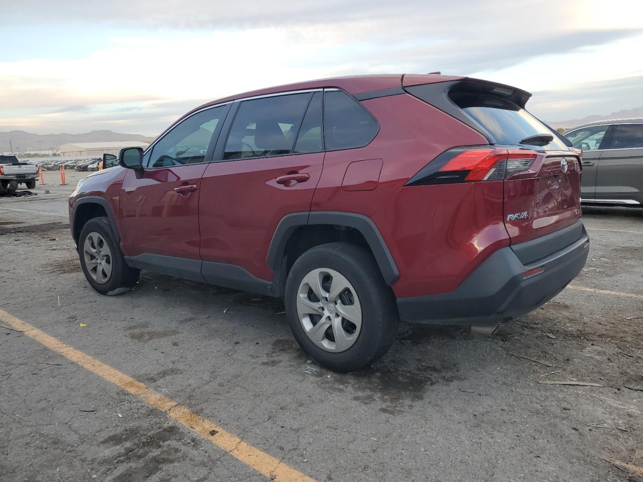 TOYOTA RAV4 LE