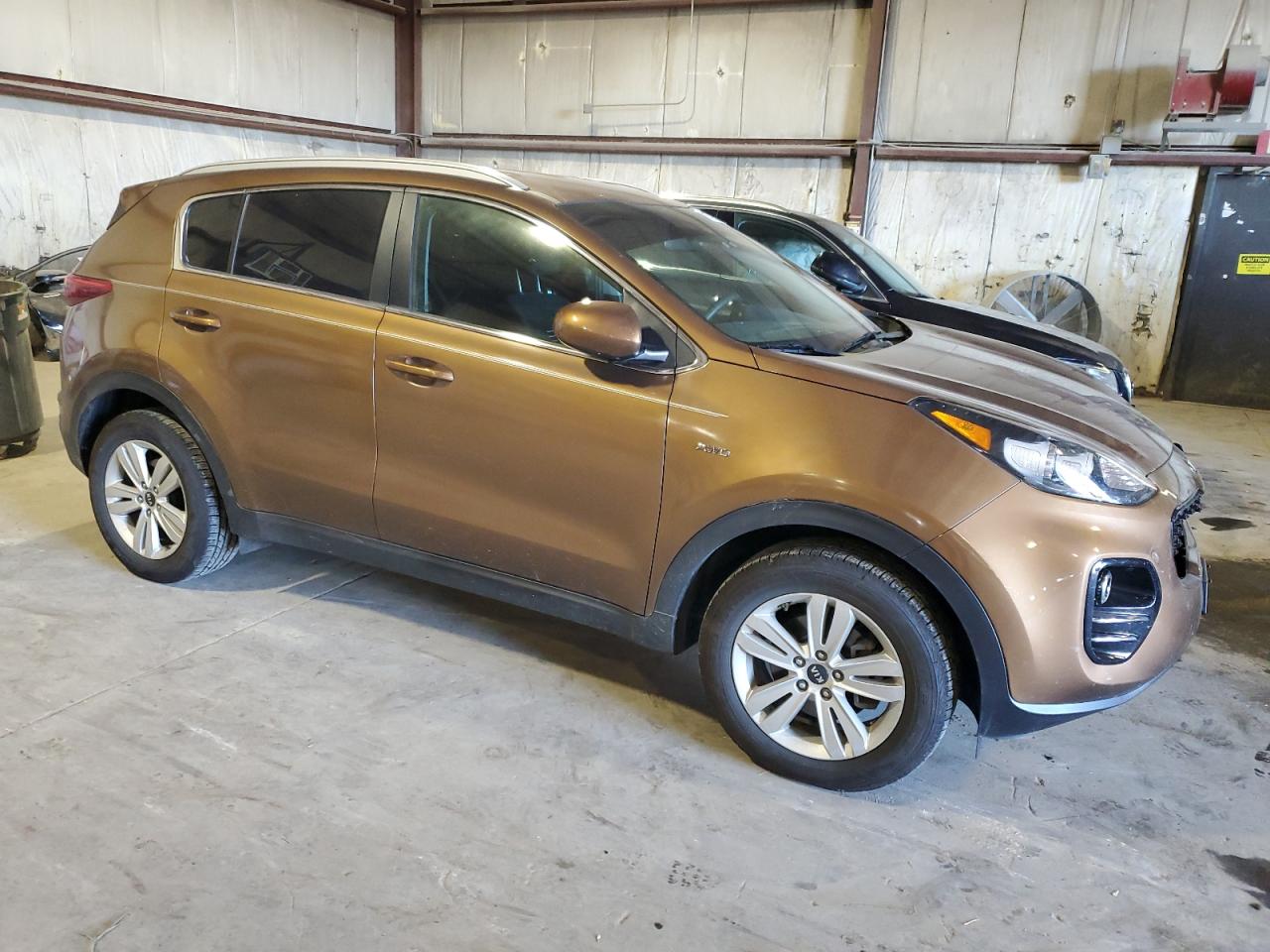 KIA SPORTAGE LX
