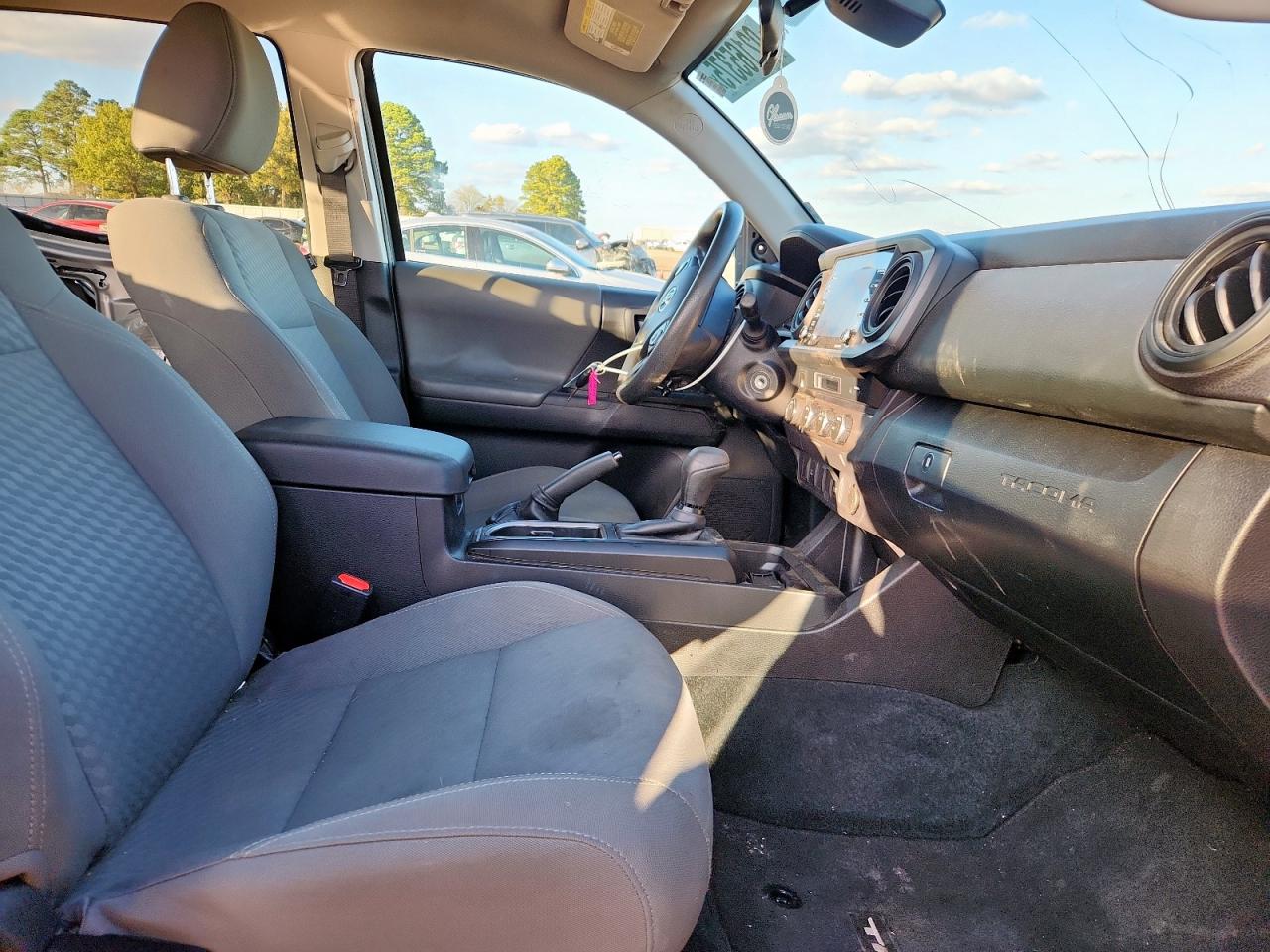 TOYOTA TACOMA DOUBLE CAB