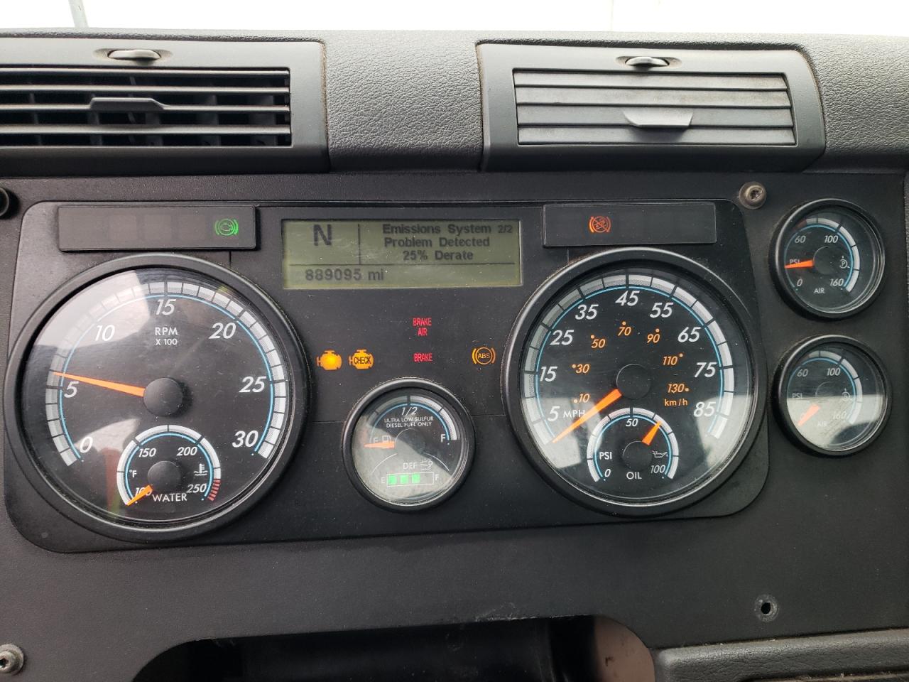 Lot #3280369971 2015 FREIGHTLINER CASCADIA