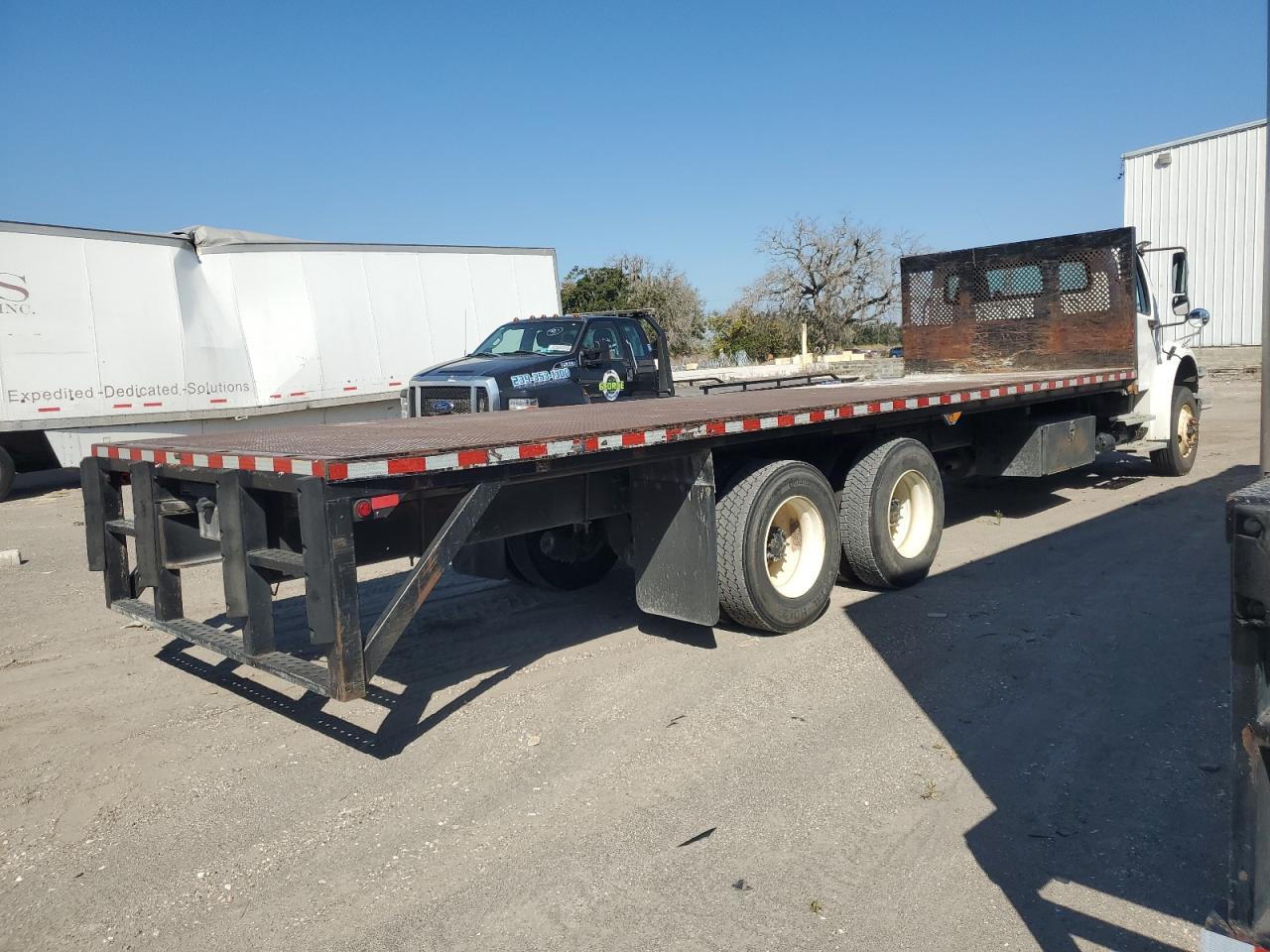 Lot #3309195629 2016 FREIGHTLINER M2