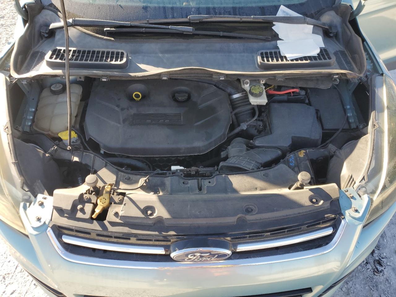 FORD ESCAPE TITANIUM