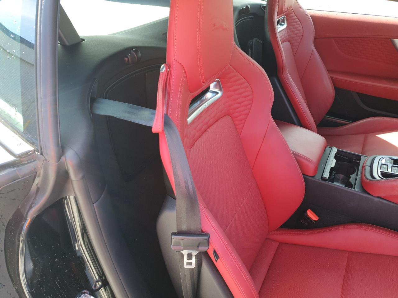 JAGUAR F-TYPE R DYNAMIC