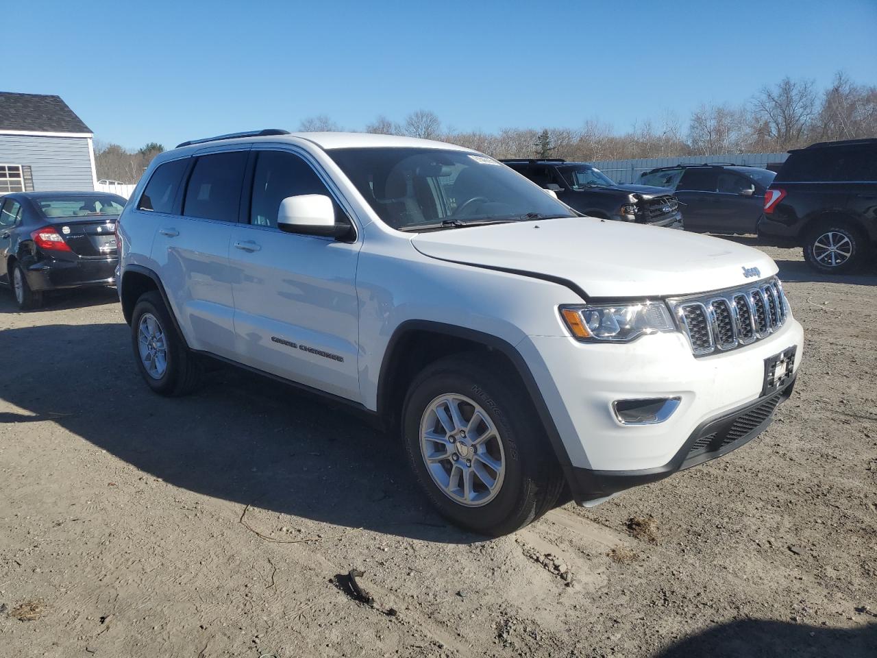 JEEP GRAND CHEROKEE LAREDO