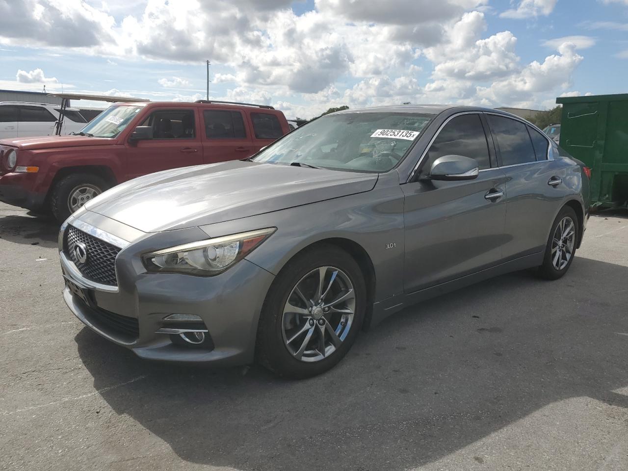 INFINITI Q50 PREMIUM