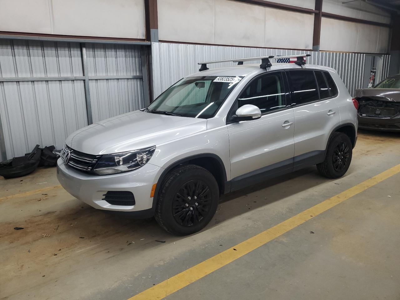 VOLKSWAGEN TIGUAN S