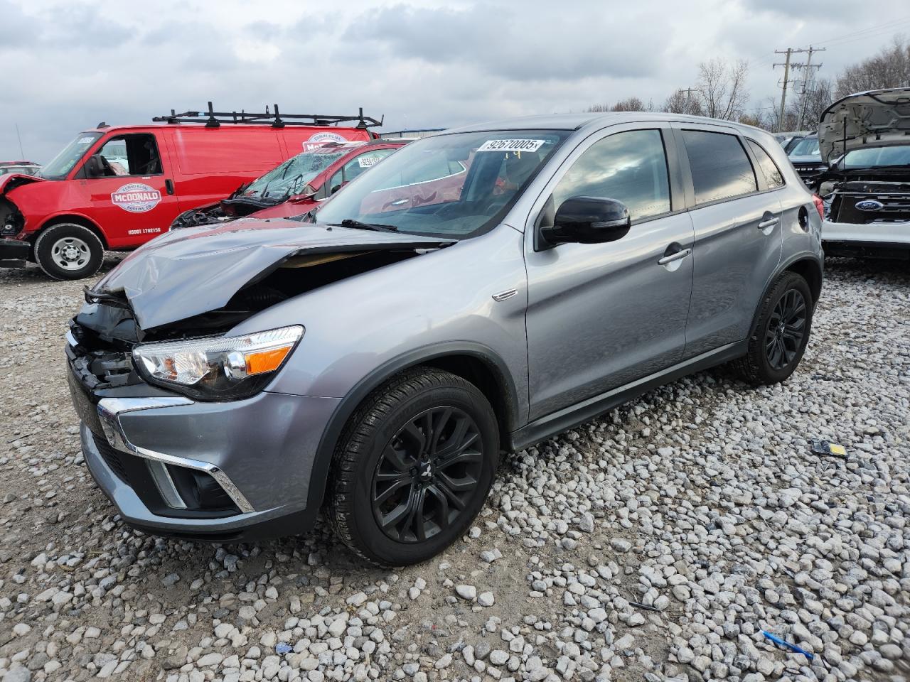 MITSUBISHI OUTLANDER ES