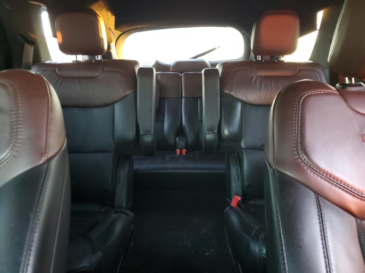 FORD EXPLORER PLATINUM