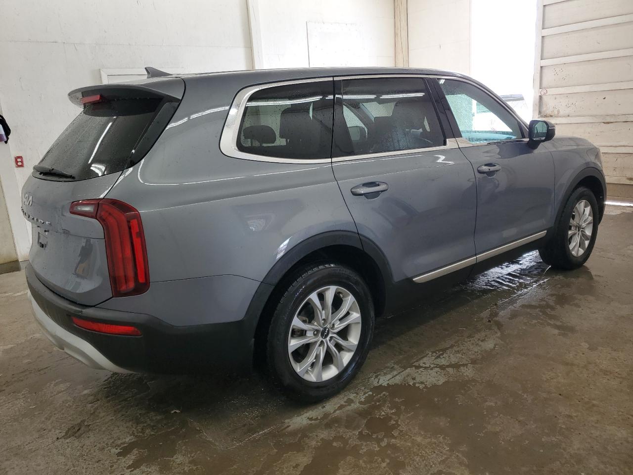 KIA TELLURIDE LX