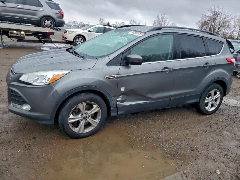 Global Auto Auctions: 2014 FORD ESCAPE SE