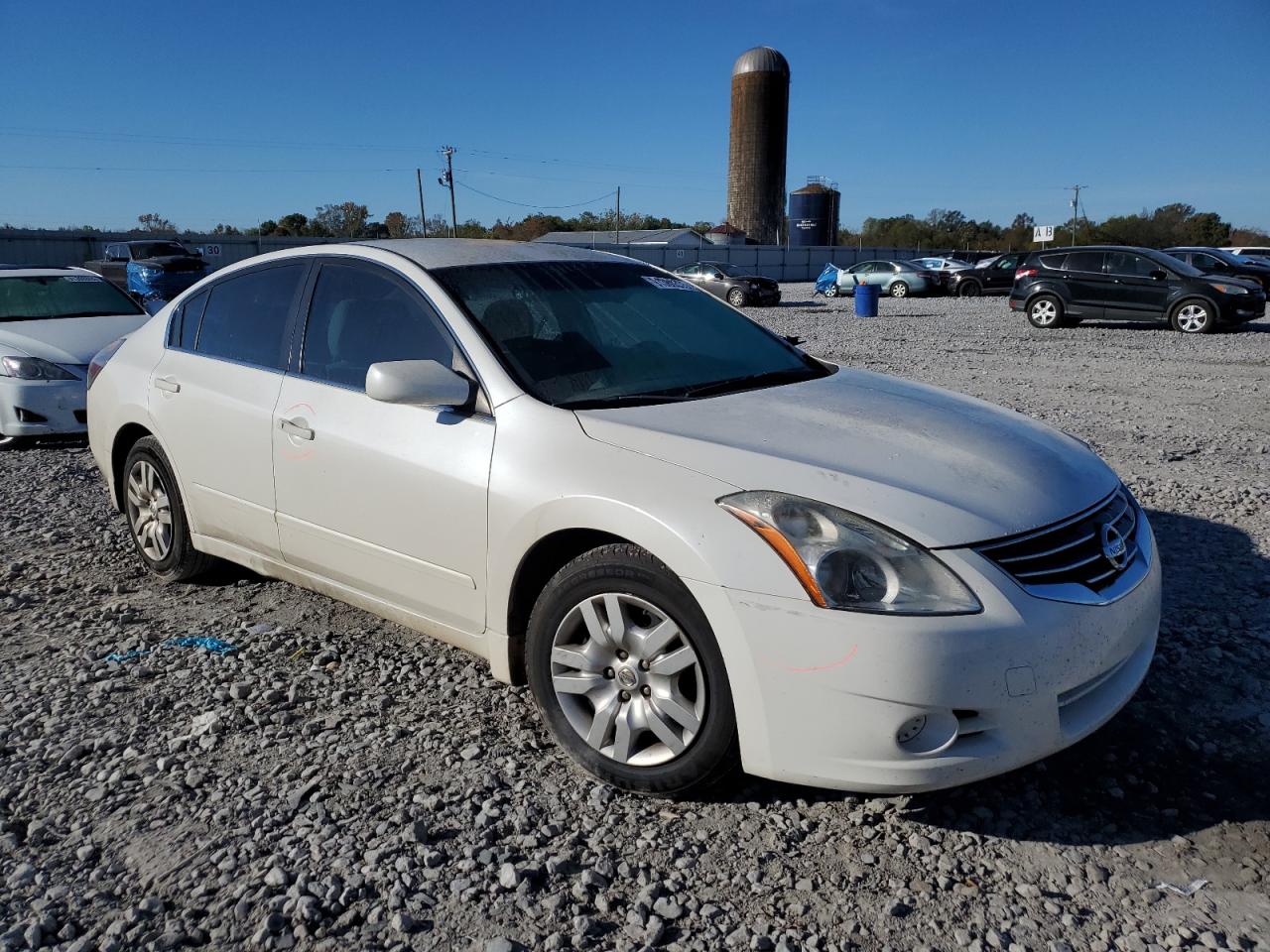 NISSAN ALTIMA BASE