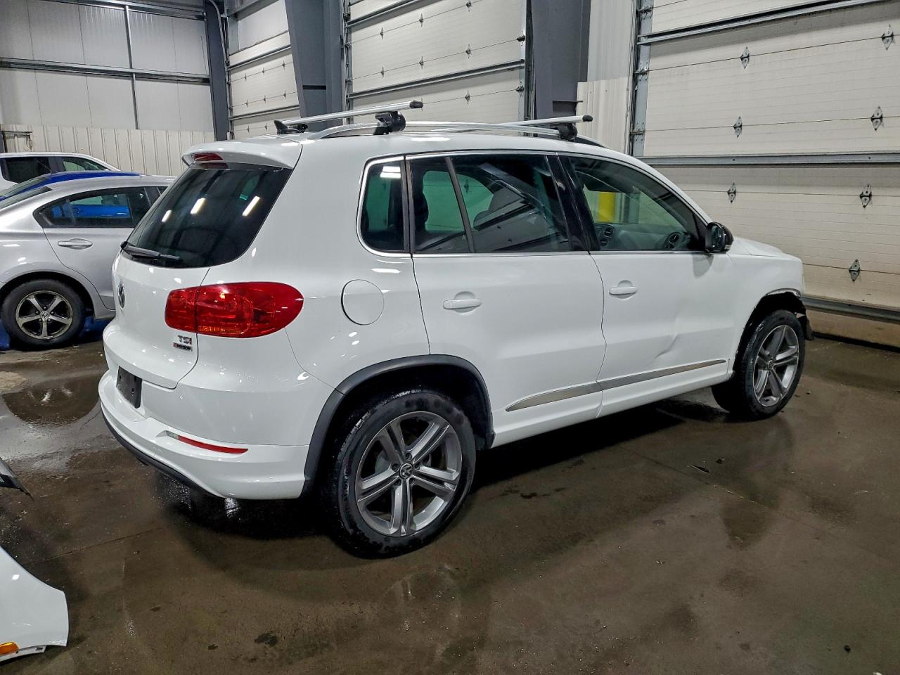 VOLKSWAGEN TIGUAN SPORT