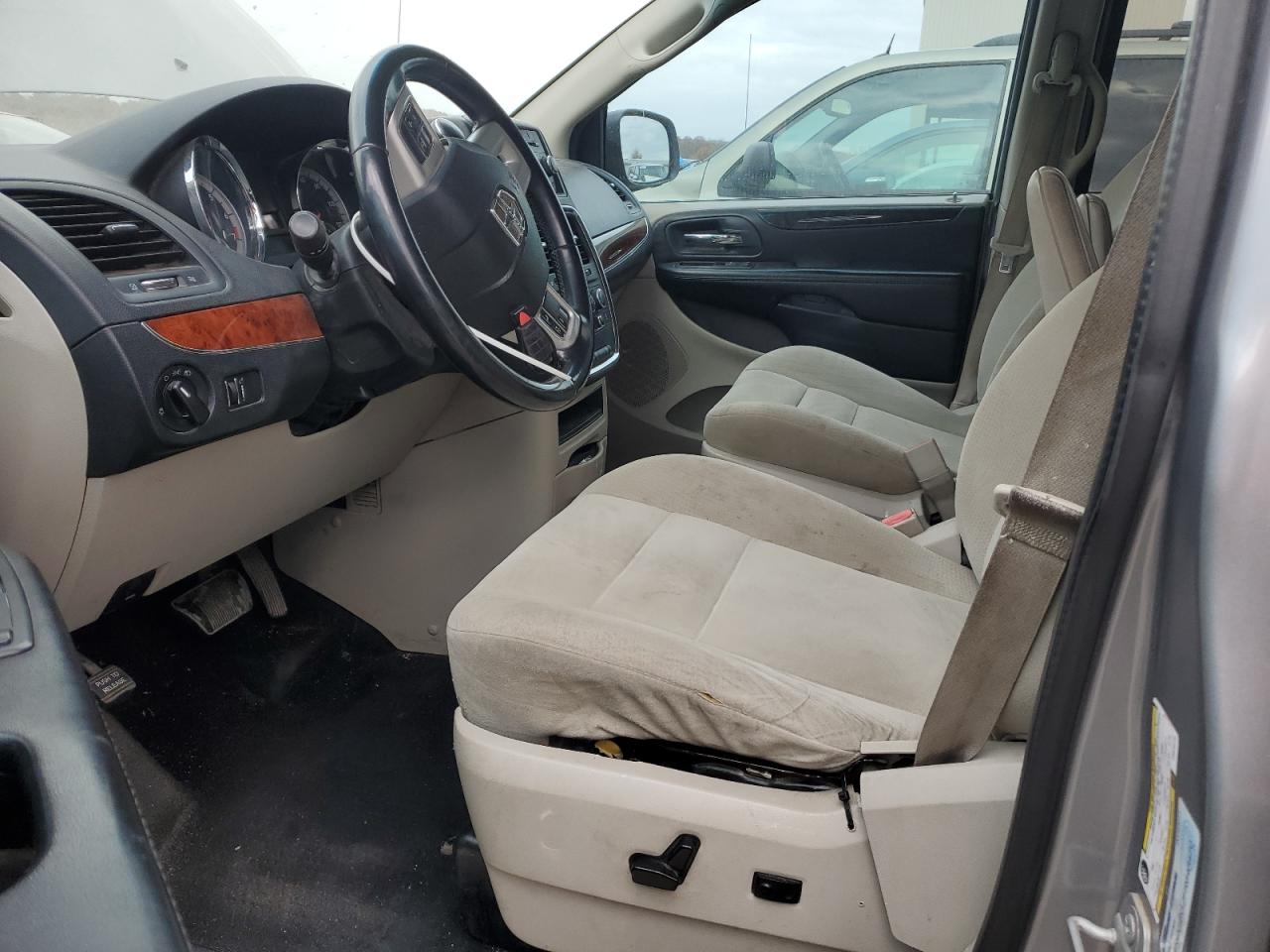 DODGE GRAND CARAVAN SE
