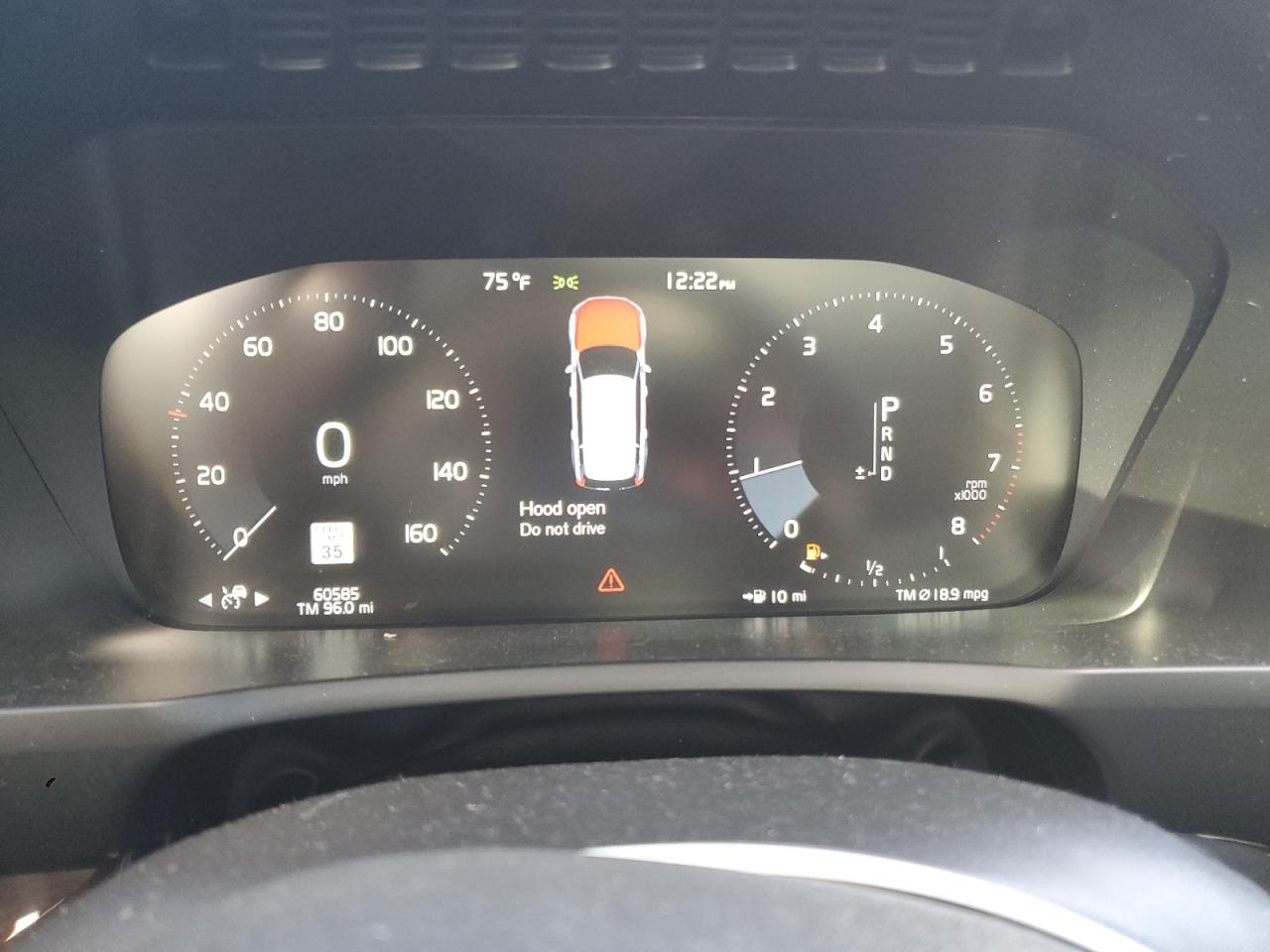 VOLVO XC90 T6 MOMENTUM