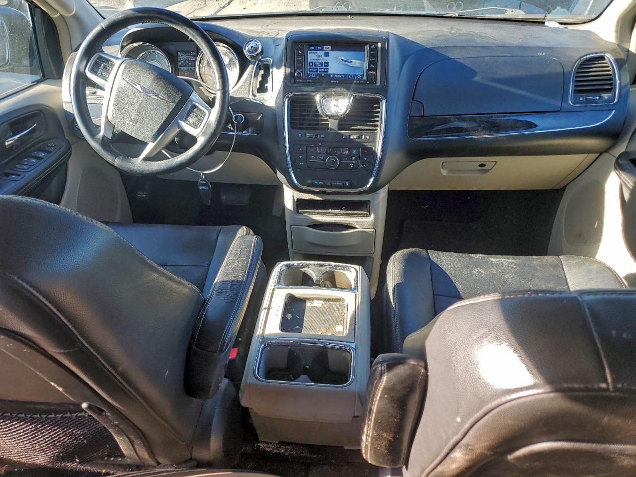 CHRYSLER TOWN & COUNTRY TOURING