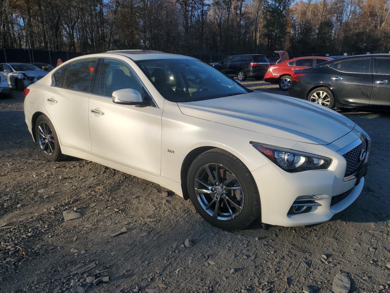 INFINITI Q50 PREMIUM