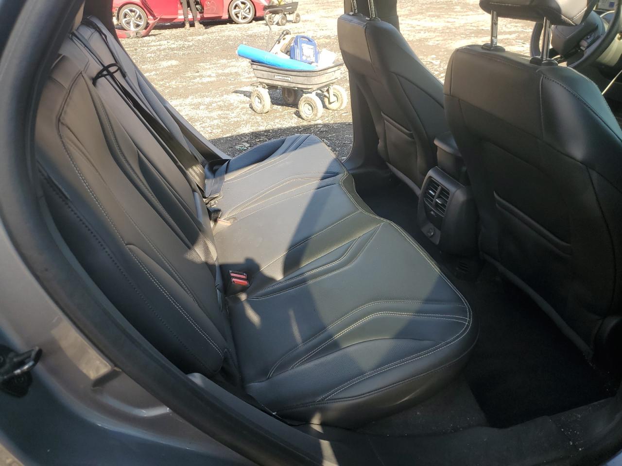 FORD MUSTANG PREMIUM