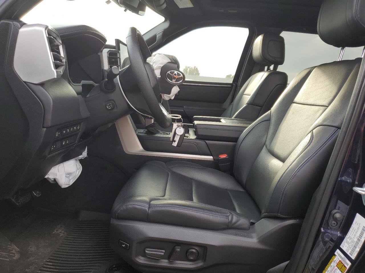 TOYOTA TUNDRA CREWMAX PLATINUM