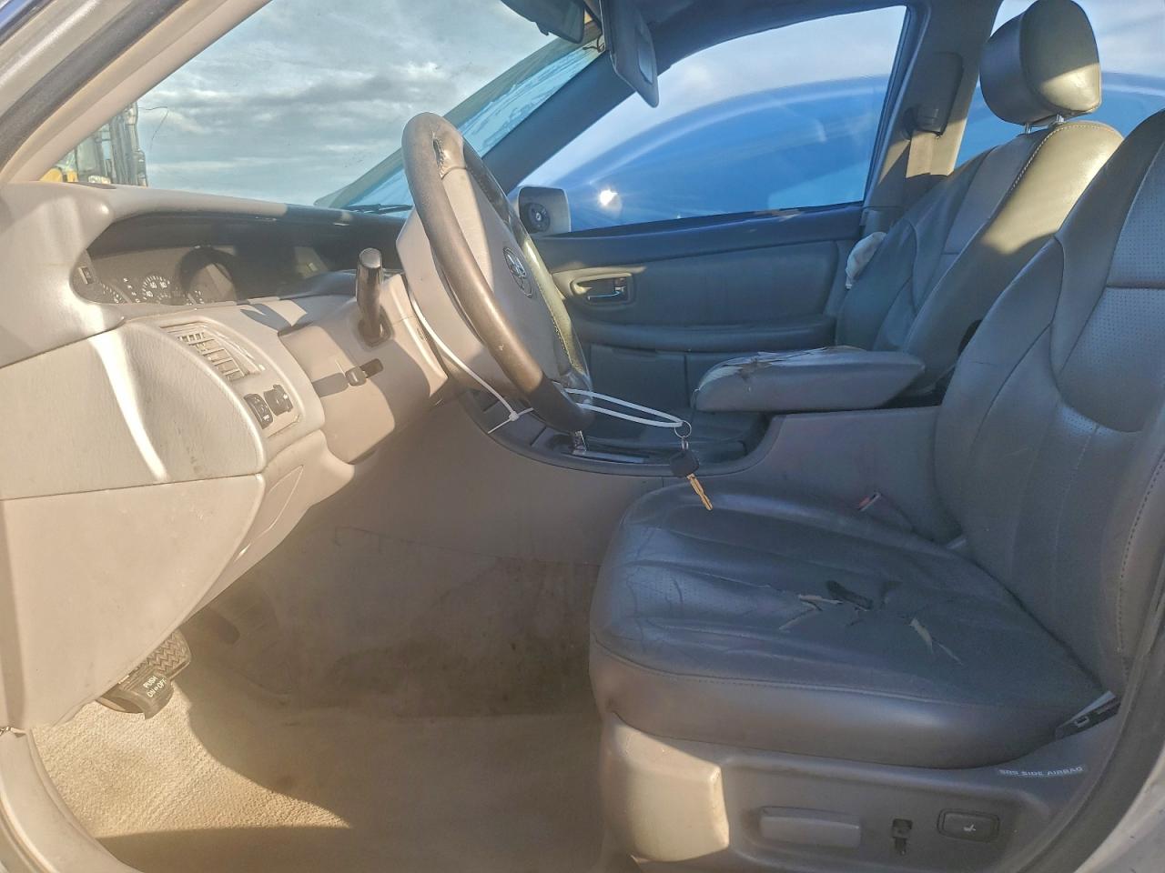 Lot #3298143302 2003 TOYOTA AVALON XL