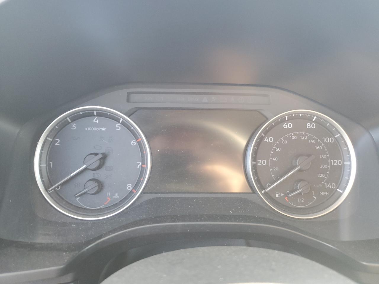 MITSUBISHI OUTLANDER SE