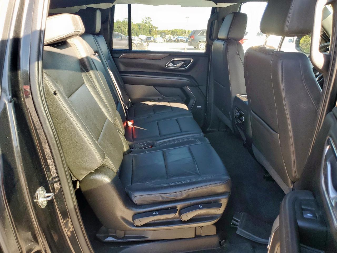 CHEVROLET SUBURBAN K1500 LT