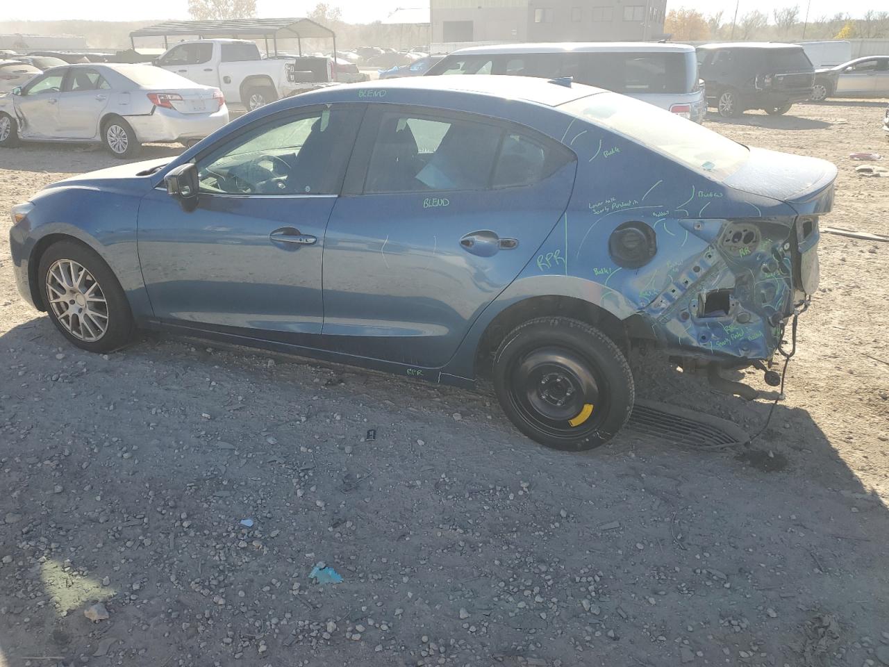 MAZDA 3 GRAND TOURING