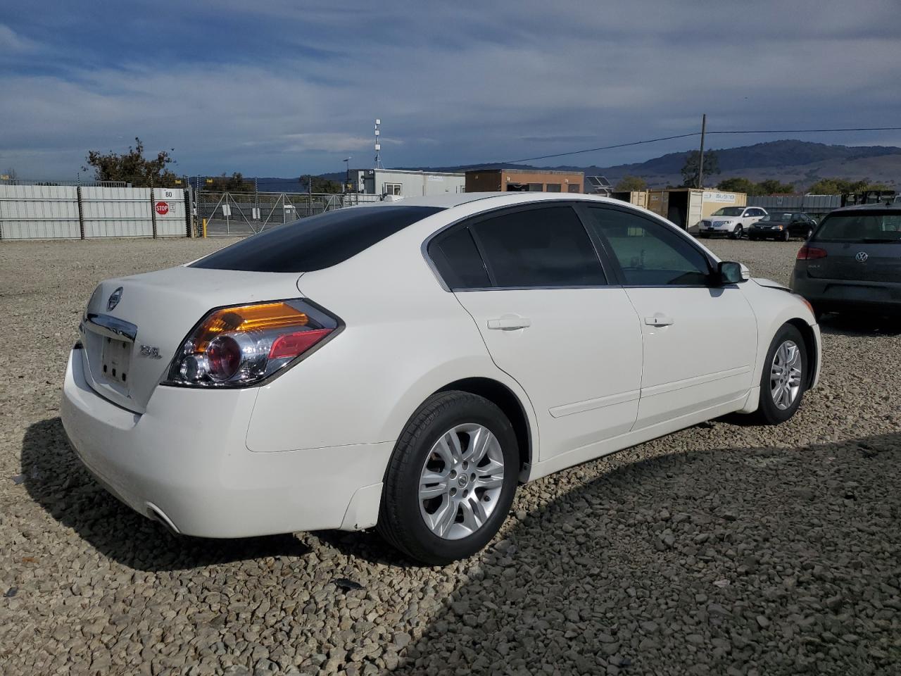 NISSAN ALTIMA BASE