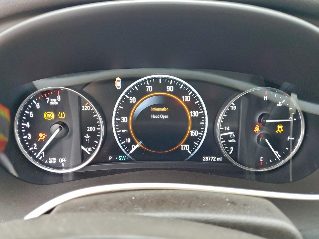 BUICK LACROSSE ESSENCE