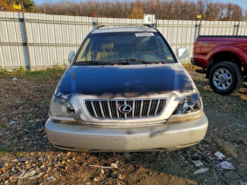 2001 LEXUS RX 300 #3302735025