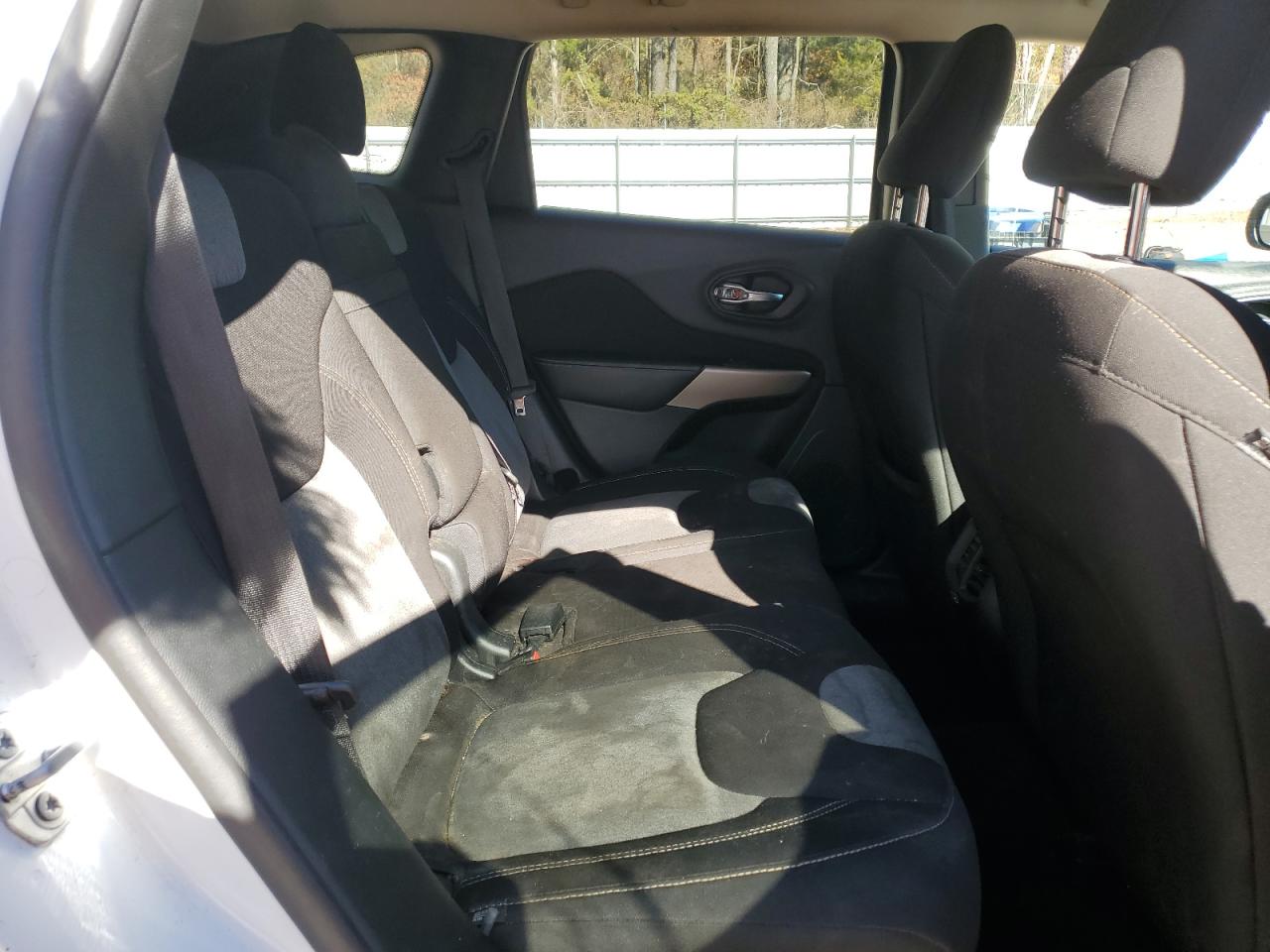 JEEP GRAND CHEROKEE LATITUDE