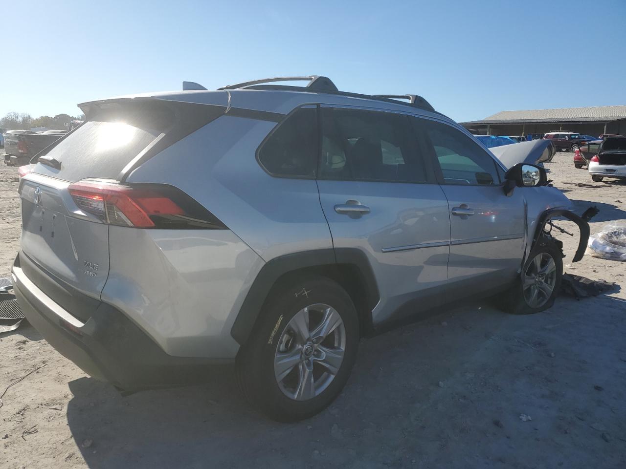 TOYOTA RAV4 XLE