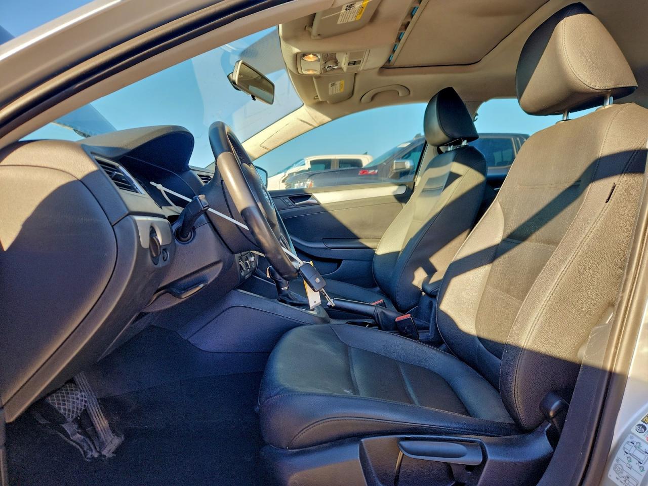 VOLKSWAGEN JETTA SEL