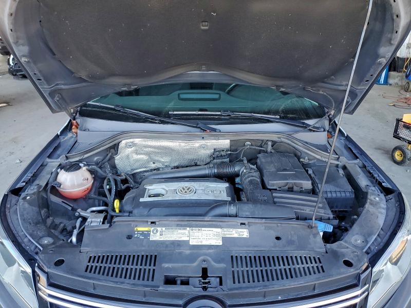 2014 VOLKSWAGEN TIGUAN S #3304148532