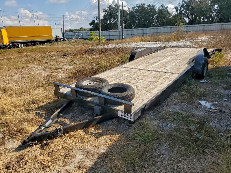 2022 P & T FLAT BED #3308381301