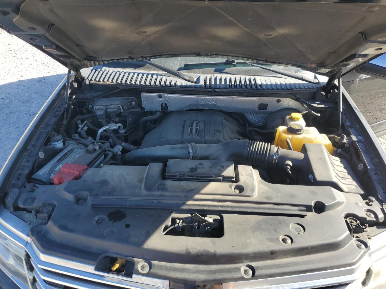 Lot #3309258618 2016 LINCOLN NAVIGATOR