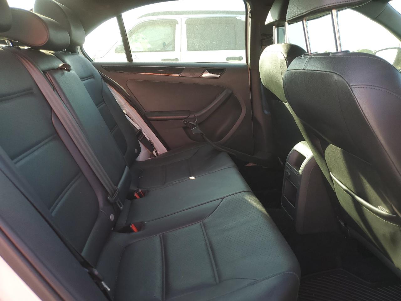 VOLKSWAGEN JETTA SPORT