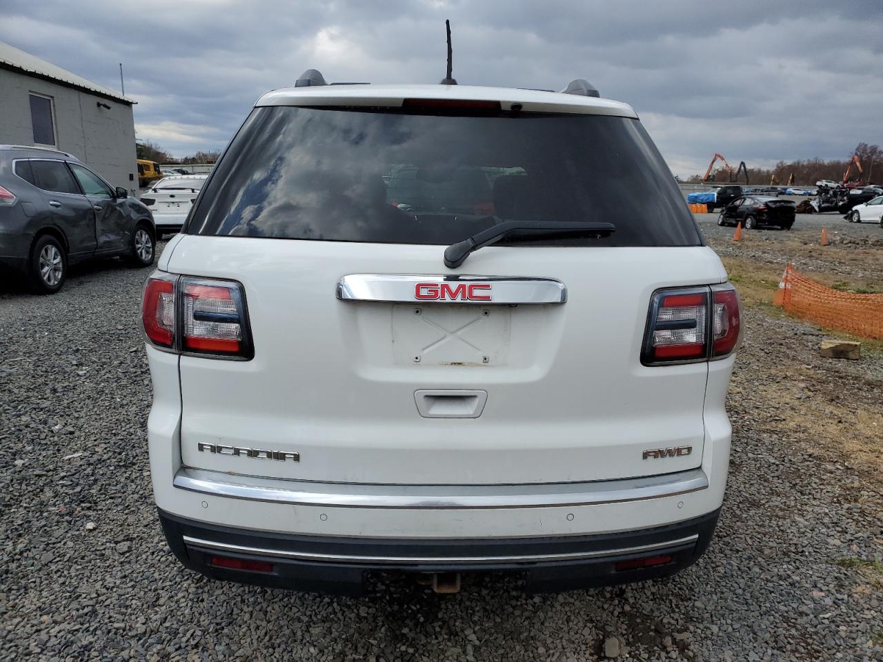 GMC ACADIA SLT-1