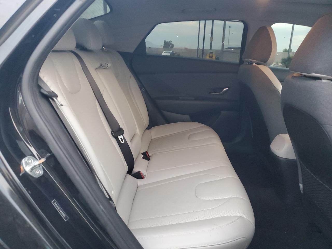 HYUNDAI ELANTRA LIMITED