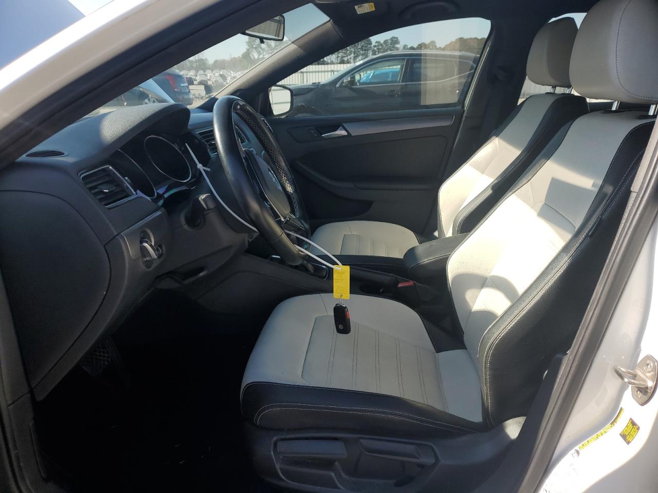 VOLKSWAGEN JETTA SPORT