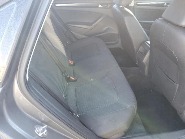 2015 VOLKSWAGEN PASSAT S 1VWAT7A31FC041075